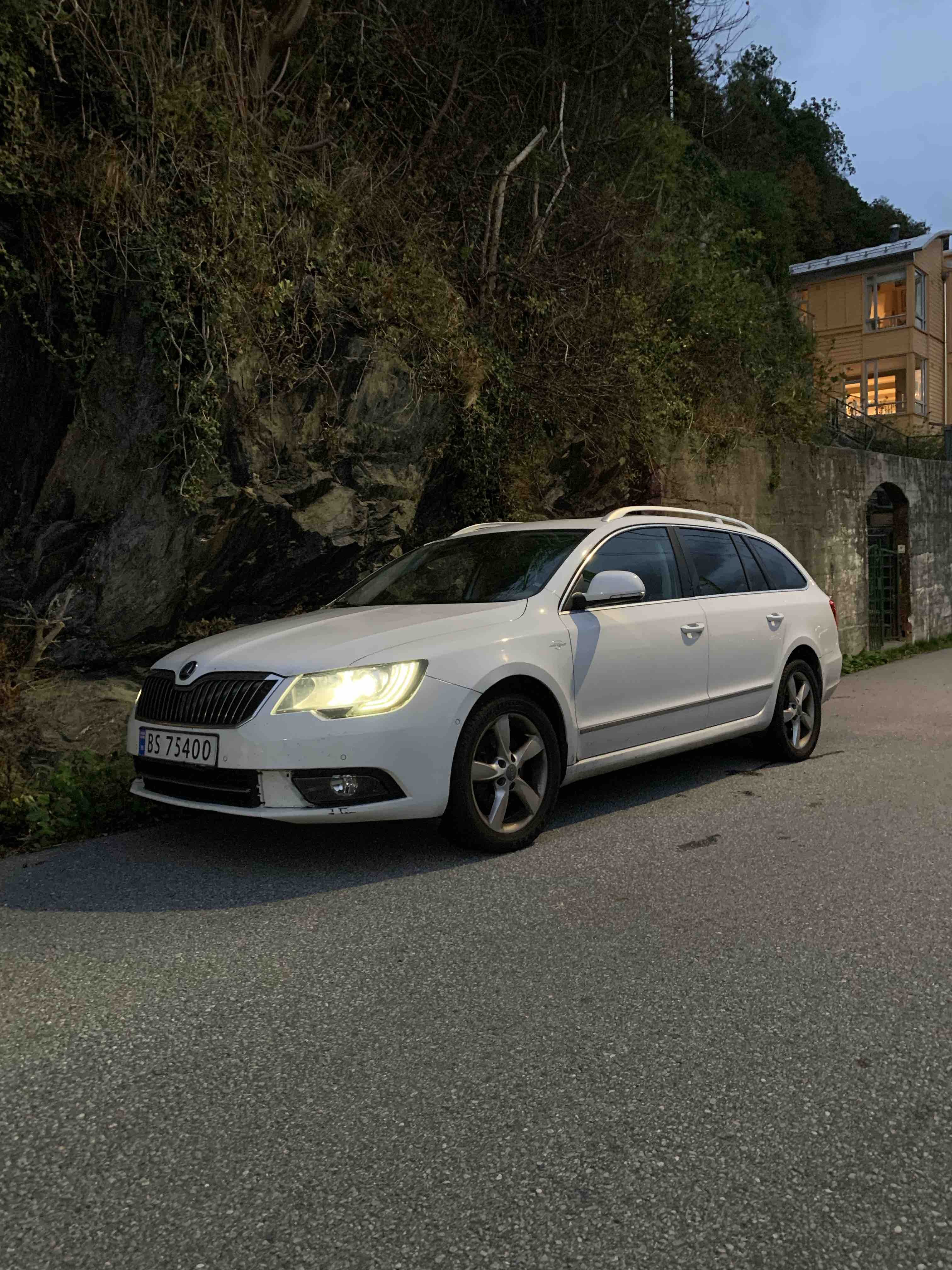 Skoda Superb med GPS