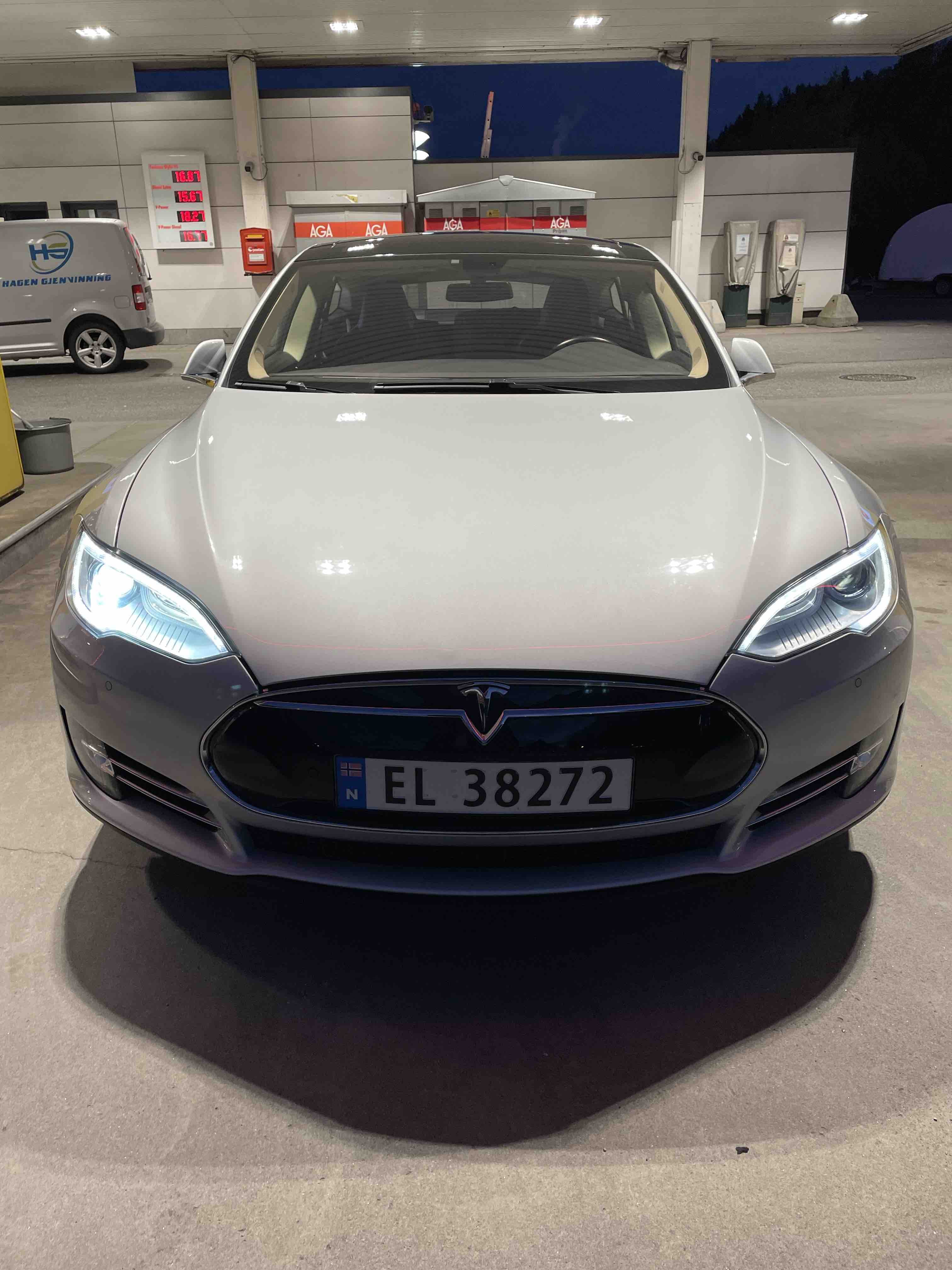 Tesla Model S, 2014, Electric, automatic