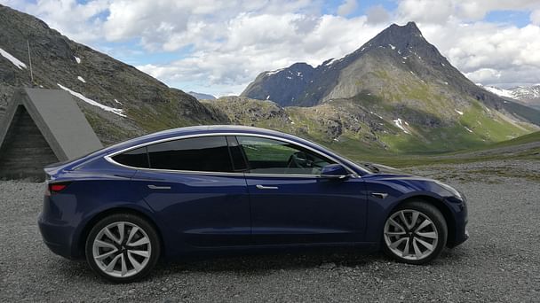 Tesla Model 3, 2019, Elektrisk, automatisk
