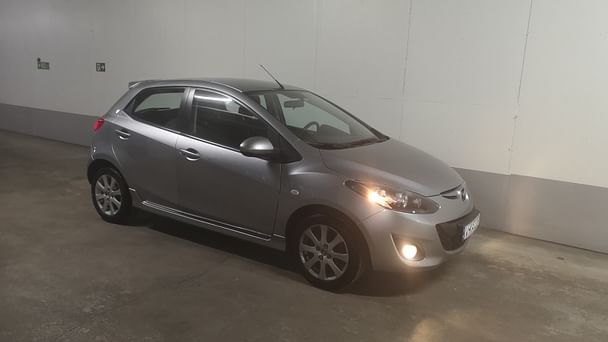 Mazda 2 med Vinterdekk