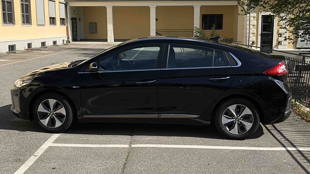 Hyundai Ioniq Electric med Vinterdekk