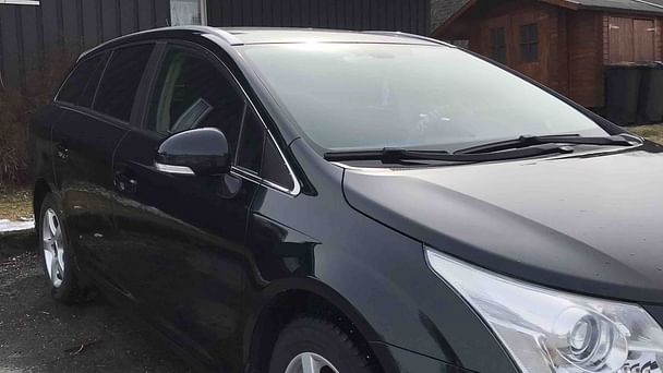 Toyota Avensis Verso