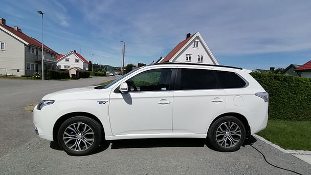 Mitsubishi Outlander med Sykkelstativ
