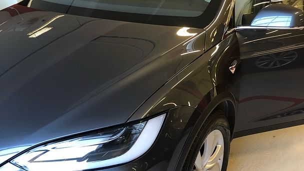 Tesla Model X med Vinterdekk