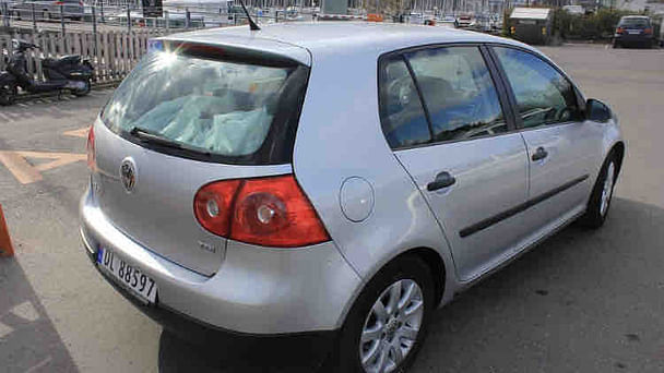 Volkswagen Golf Kombi med Vinterdekk