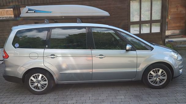 Ford Galaxy med Vinterdekk