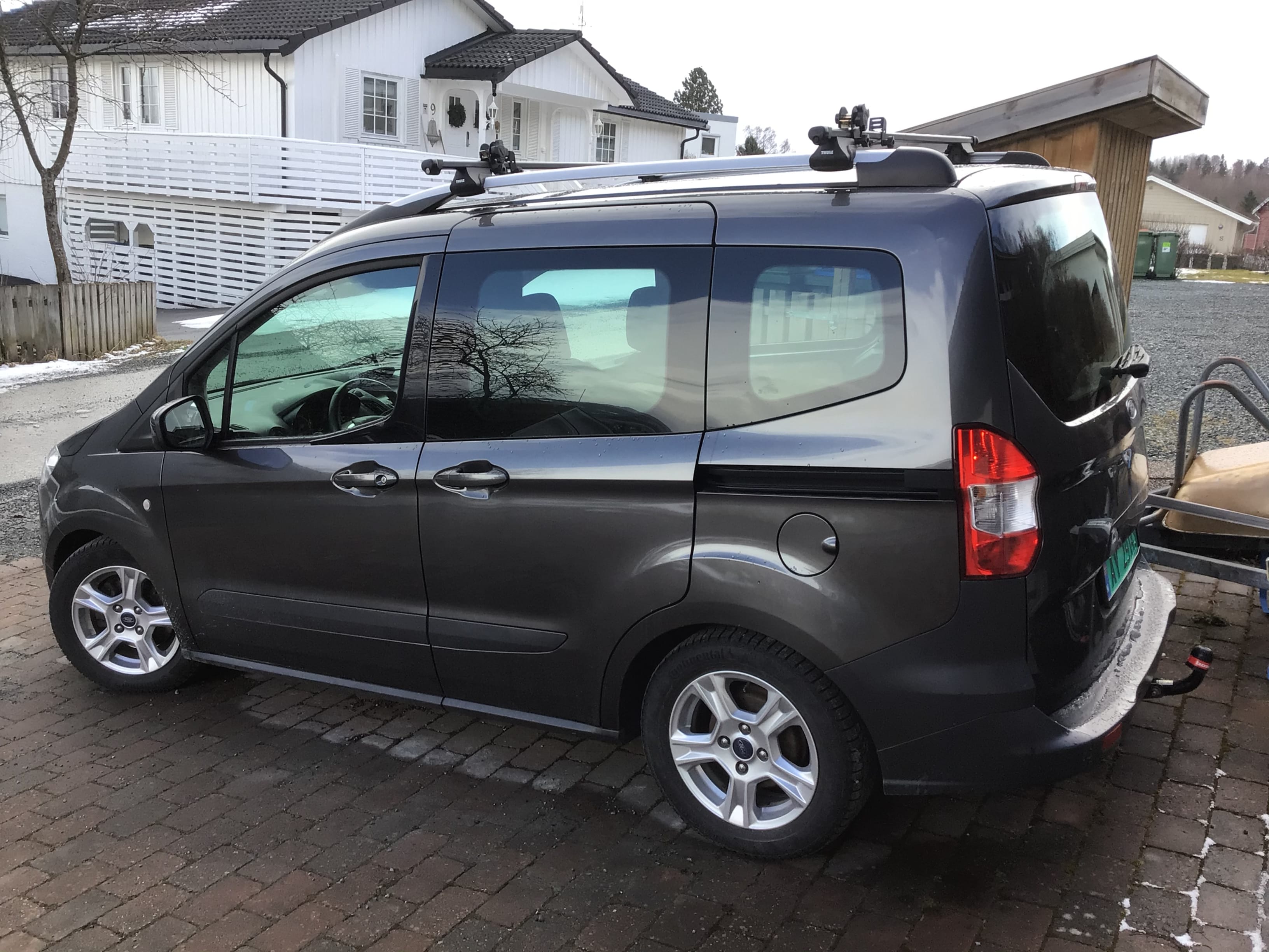 Ford Transit Courier Varebil