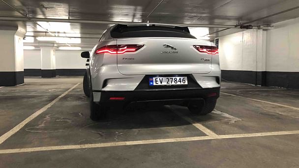 Jaguar I-pace med Skiboks