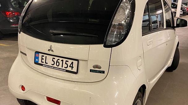 Mitsubishi i-Miev med Vinterdekk