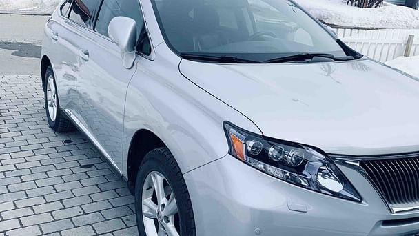 Lexus RX med Lydinngang