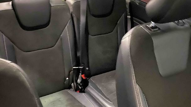 Ford S-Max med Lydinngang