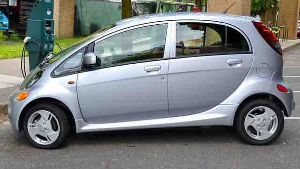 Mitsubishi i-Miev, 2015, Elektrisk, automatisk