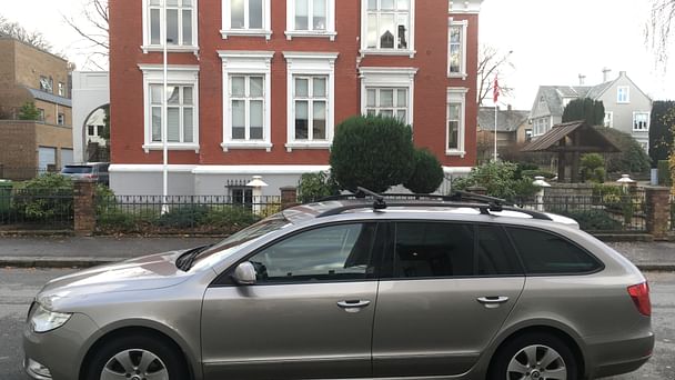 Skoda Superb Combi med Vinterdekk
