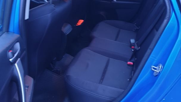 Mazda 3 med Lydinngang