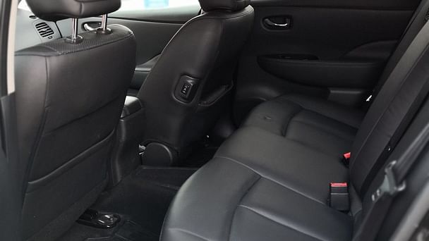 Nissan Leaf med Lydinngang