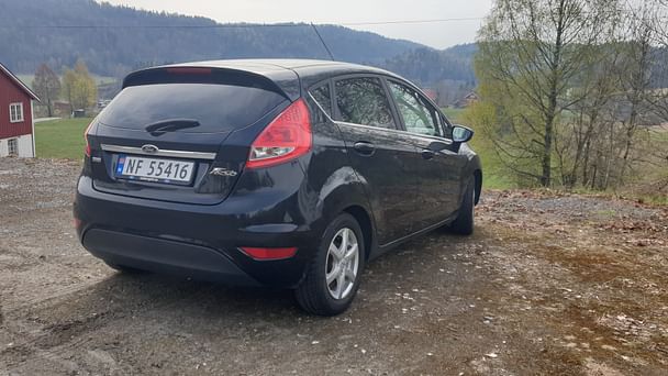 Ford Fiesta med Lydinngang