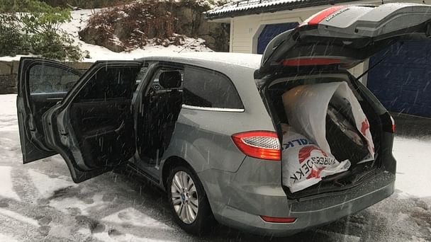 Ford Mondeo SW med Lydinngang