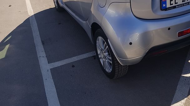 Peugeot iOn med Vinterdekk
