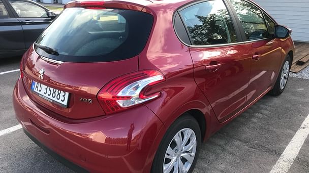 Peugeot 208 med Vinterdekk