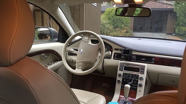 Volvo XC70 med Skistativ