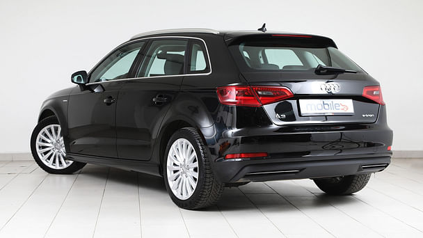 Audi A3 Sportback med Vinterdekk