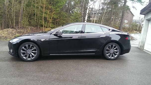 Tesla Model S med GPS