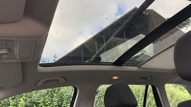 Volkswagen Golf Kombi
