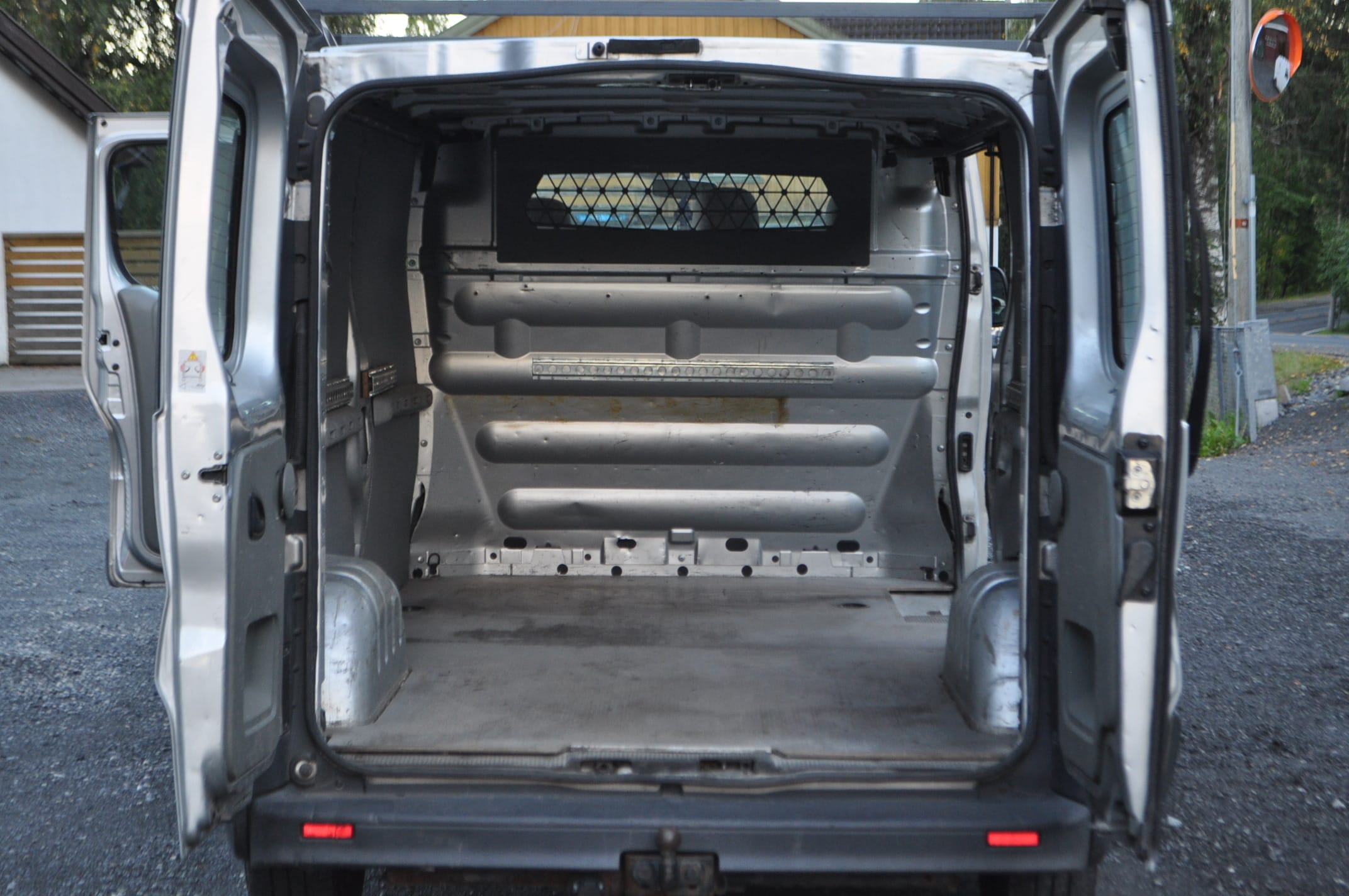 Renault Trafic 2.0 CDTI Lang type med Vinterdekk
