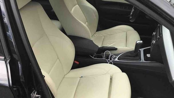 BMW Série 1 Touring med GPS