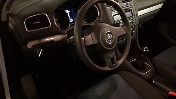 Volkswagen Golf Kombi med Vinterdekk