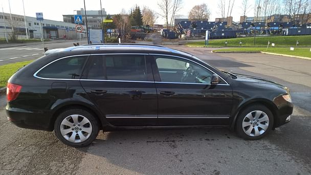 Skoda Superb Combi med GPS