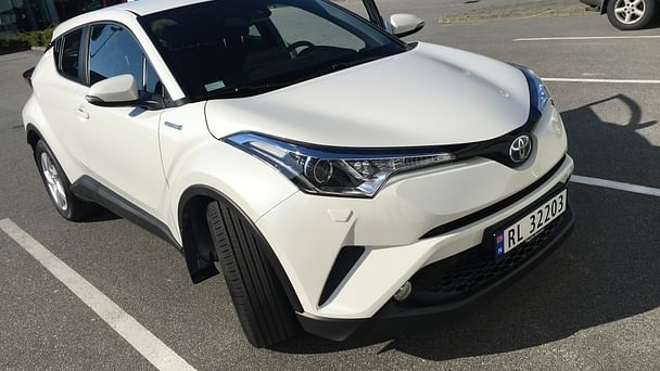 Toyota CHR, 2018, Blyfri / Elektrisk (hybrid), automatisk