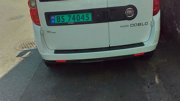Fiat Doblo Cargo med Skistativ