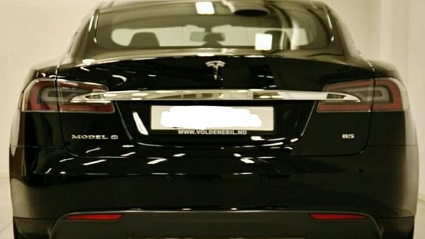 Tesla Model S med Vinterdekk