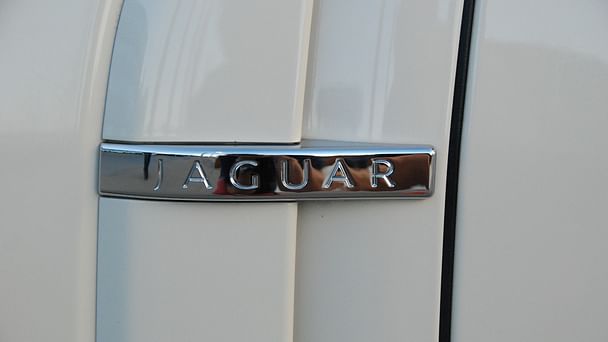 Jaguar XF med Vinterdekk