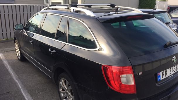 Skoda Superb Combi med Sykkelstativ