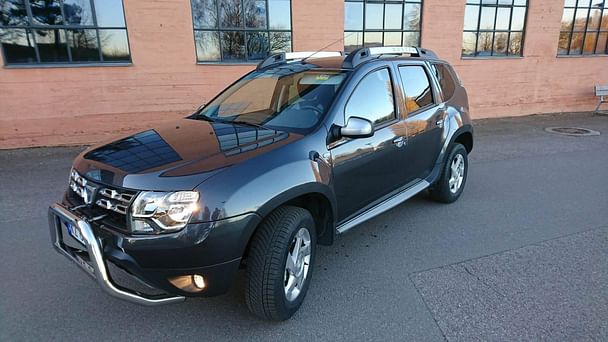 Dacia Duster med Sykkelstativ
