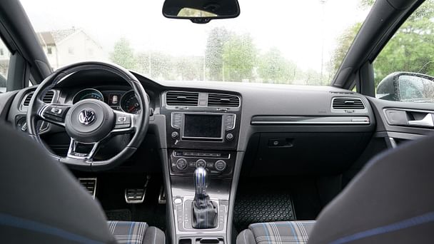 Volkswagen Golf med Vinterdekk