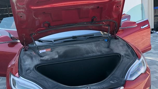 Tesla Model S med Vinterdekk