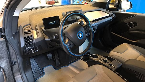 BMW i3 med Vinterdekk