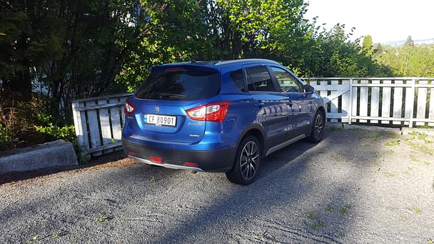 Suzuki SX4 med Vinterdekk
