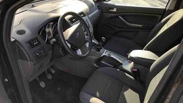 Ford C-Max med Vinterdekk