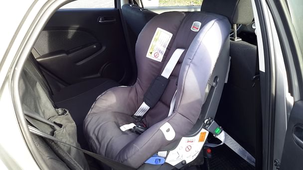 Mazda 2 med Lydinngang