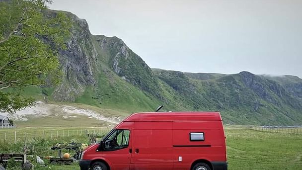 Ford Transit Connect med Sykkelstativ