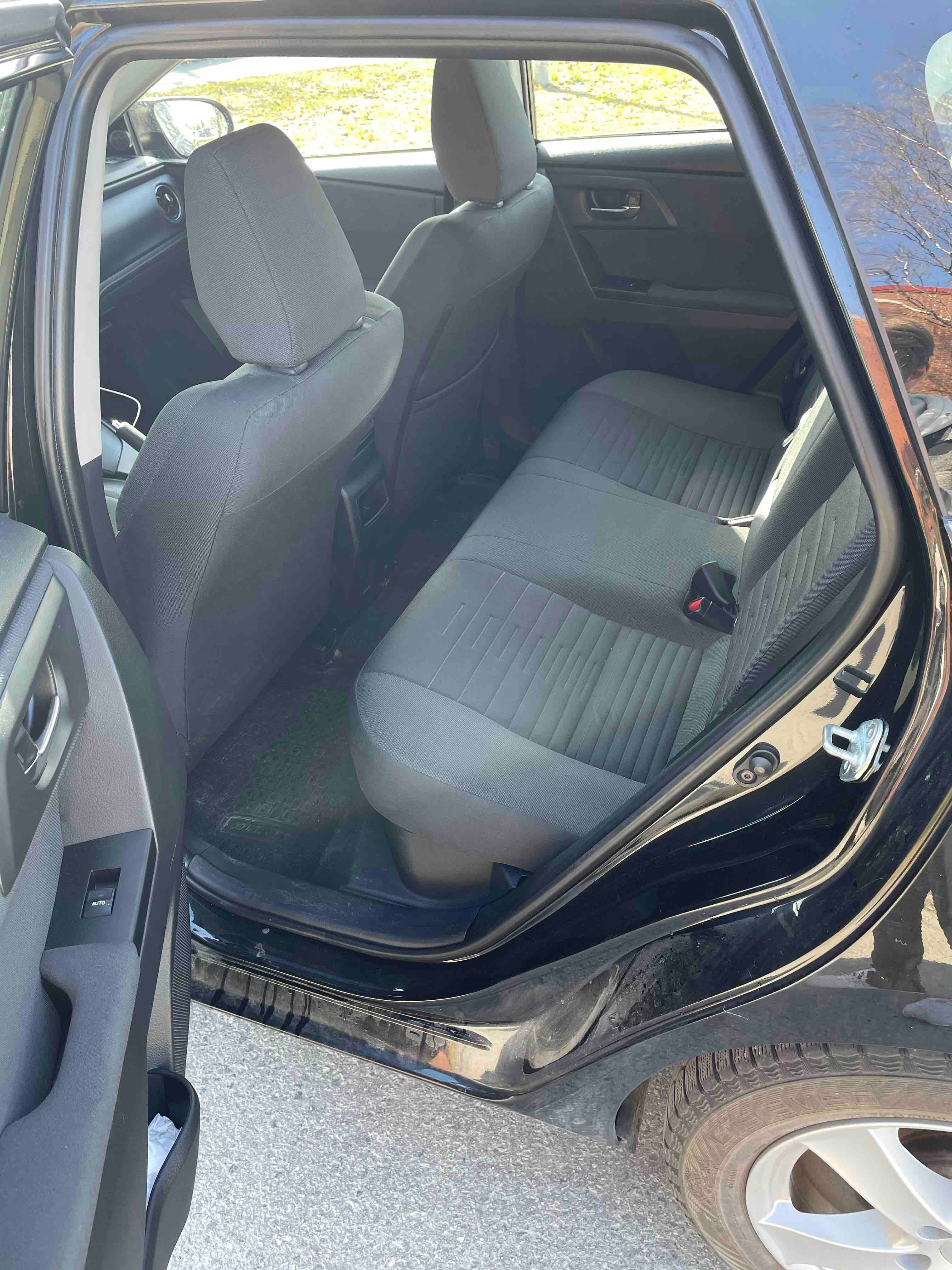 Toyota Auris med Skiboks