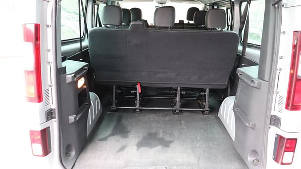 Opel Vivaro med Vinterdekk