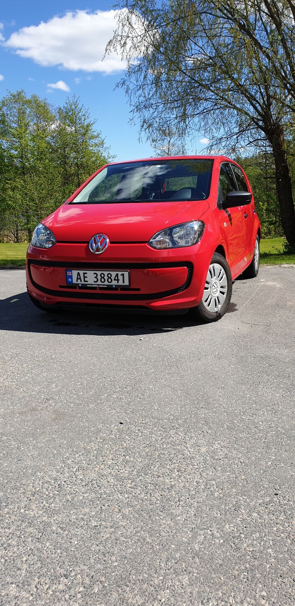 Volkswagen Up! with Audio / iPod input