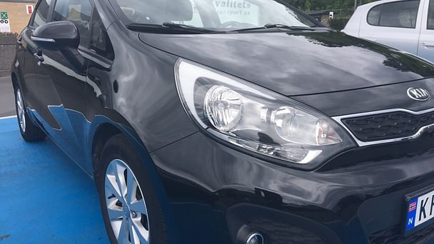 Kia Rio med Vinterdekk