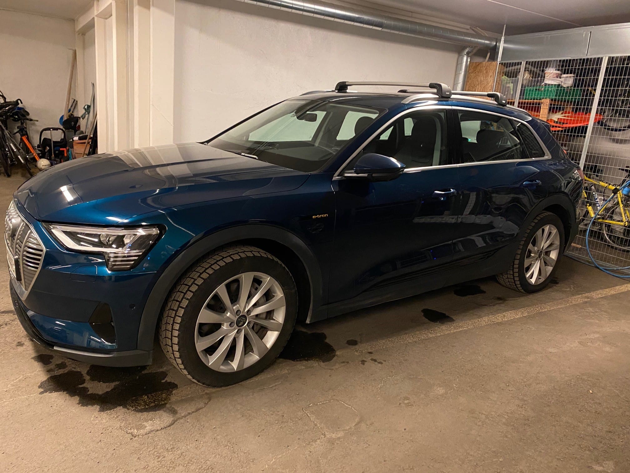 Audi e-tron med GPS