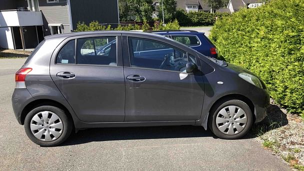 Toyota Yaris, 2009, Bensin